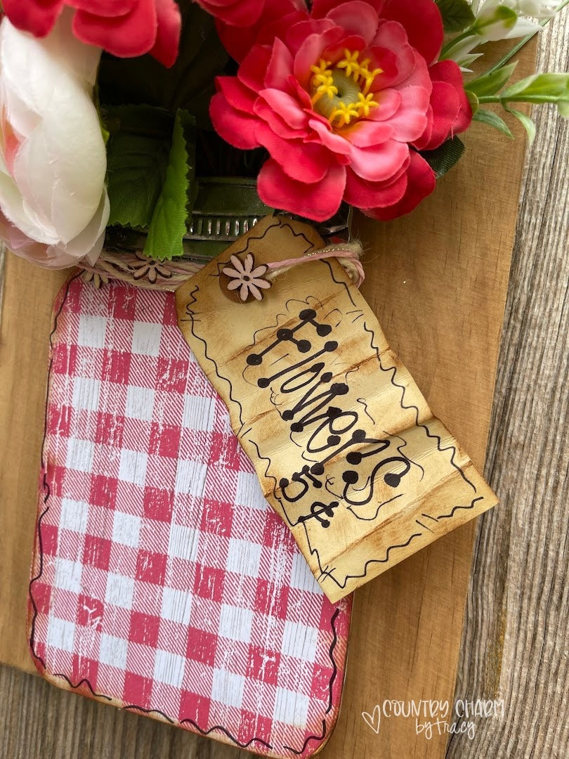 ๐บ Pink & White Mason Jar Floral Slatted Fence Hanging Sign โ FREE SHIPPING