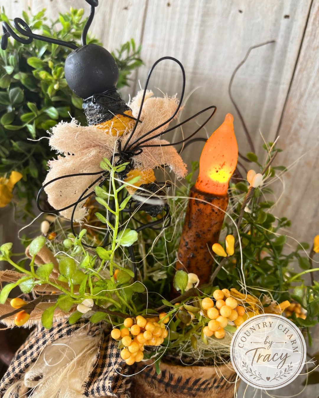 Primitive Country Bee Home Co. Grungy Can with Rustic Flickering Candle