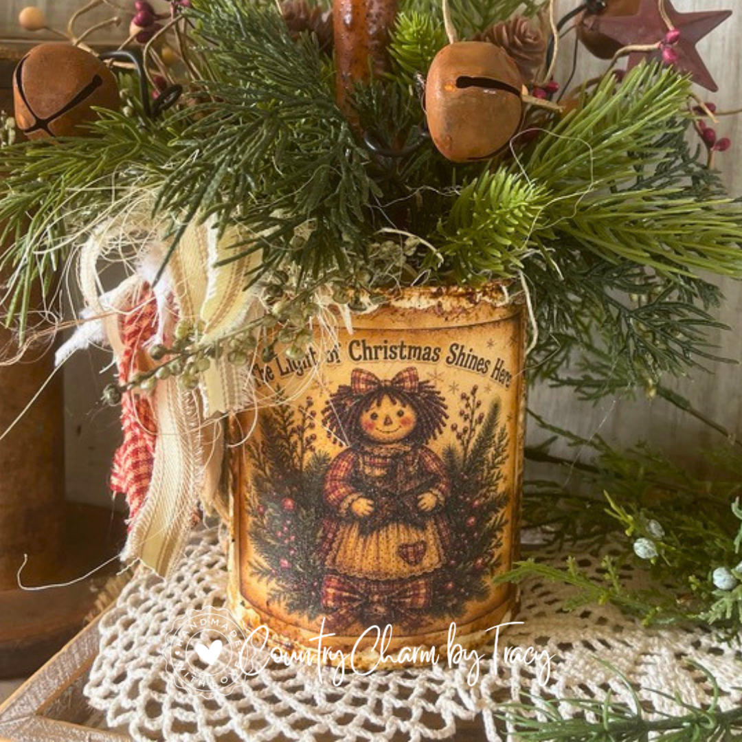 Christmas Annie Label - The Light of Christmas Shines Here
