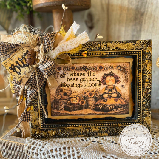 Homespun Queen Bee Annie - 5x7 Frame Decor