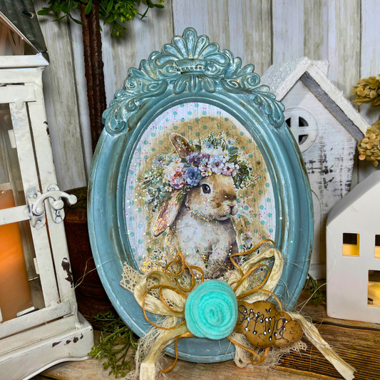 Vintage Bunny Art – 5x7 Oval Frame (Blue)