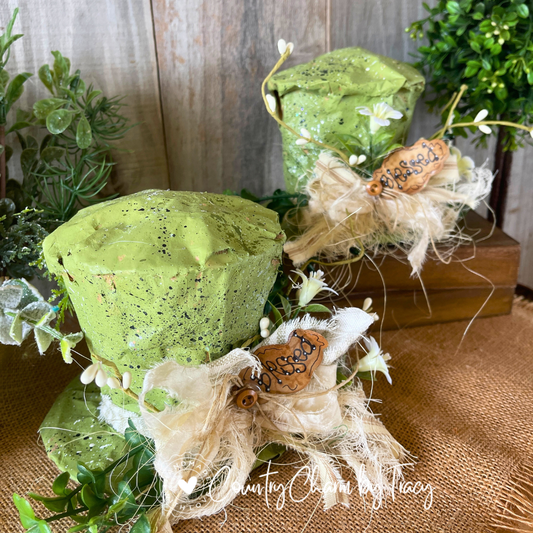 Lucky Leprechaun Hat Decor – Primitive St. Patrick’s Day Shelf Sitter