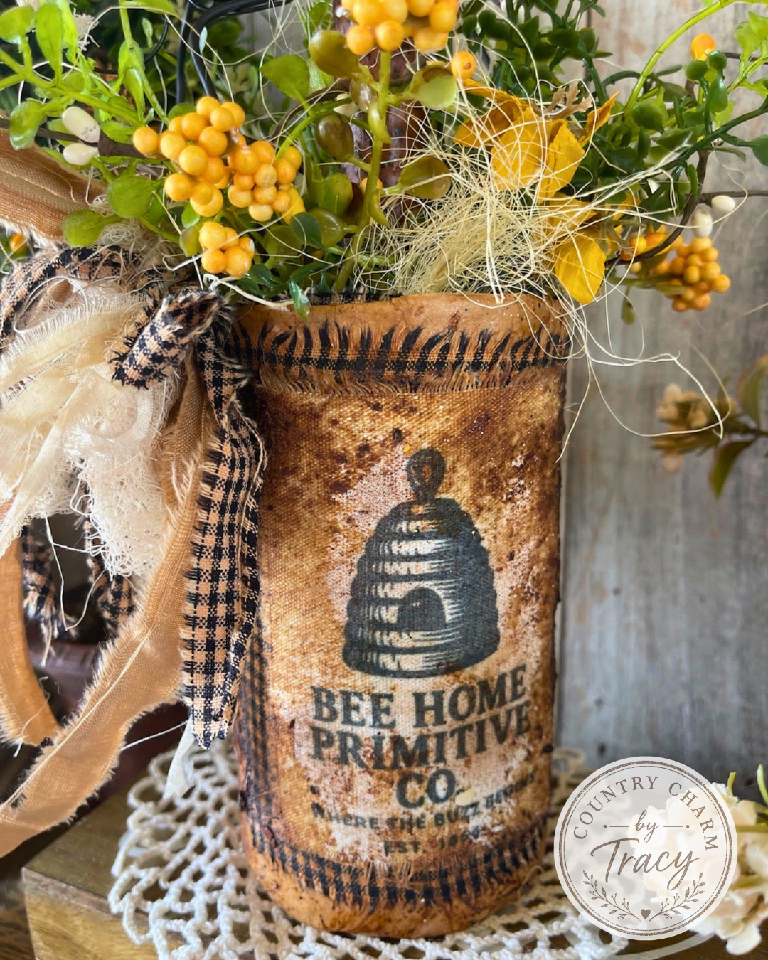 Primitive Country Bee Home Co. Grungy Can with Rustic Flickering Candle