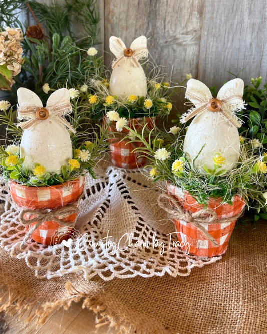 Whimsical Farmhouse Bunny Clay Pot Trio – Set of 3 (Buttercream Bunnies)