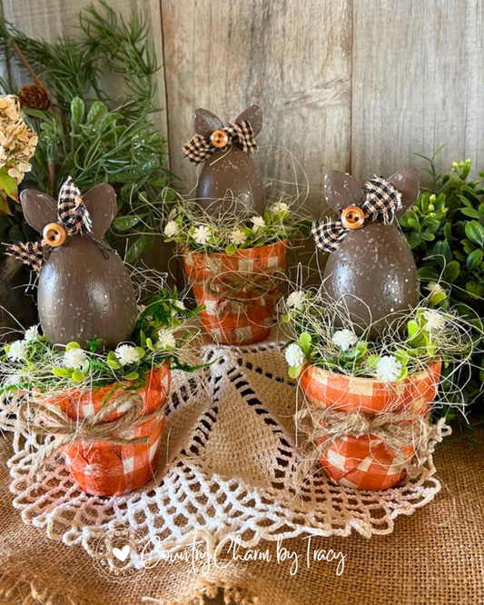 Whimsical Farmhouse Bunny Clay Pot Trio – Set of 3 (Chocolate Bunnies)