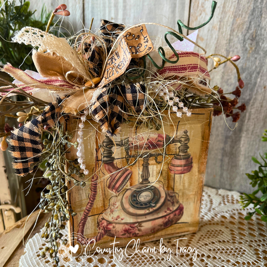 “Call Me Valentine” Vintage Phone Decor Block – 5x5